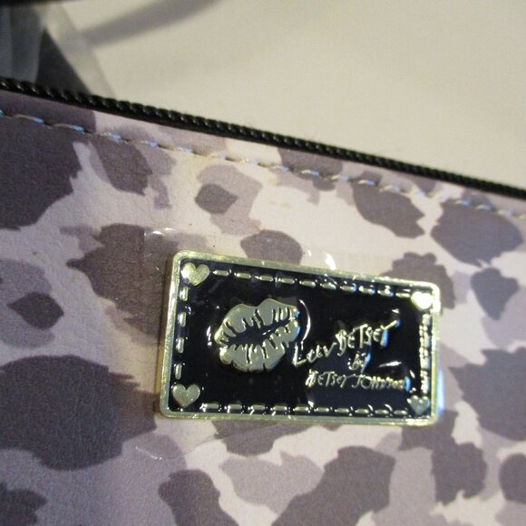 Betsey Johnson Woman Small Gray Tan White Top Zip Shoulder Bag Purse - Picture 5 of 8